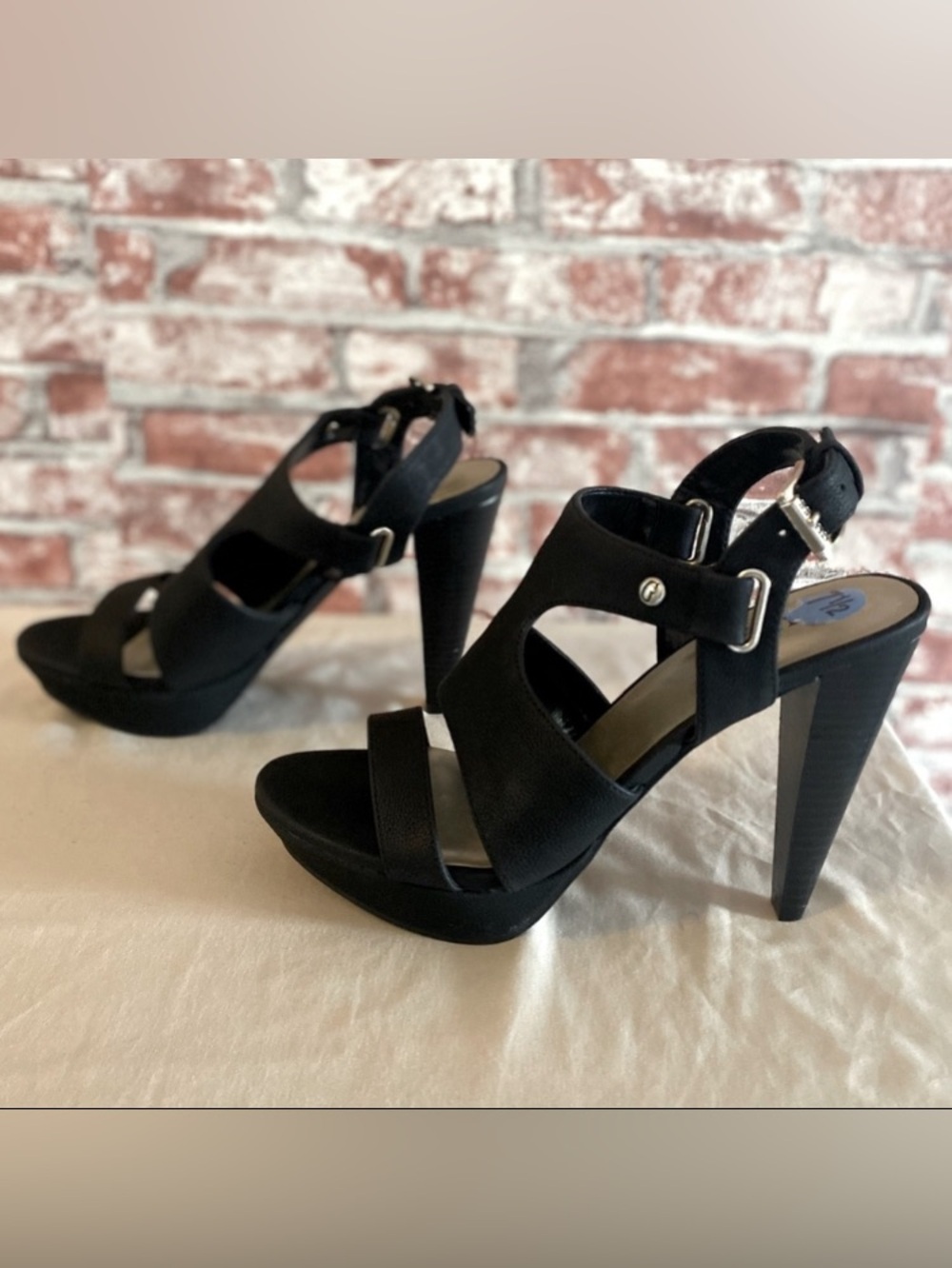 SEXY Guess Black Stiletto Heels - NWOT